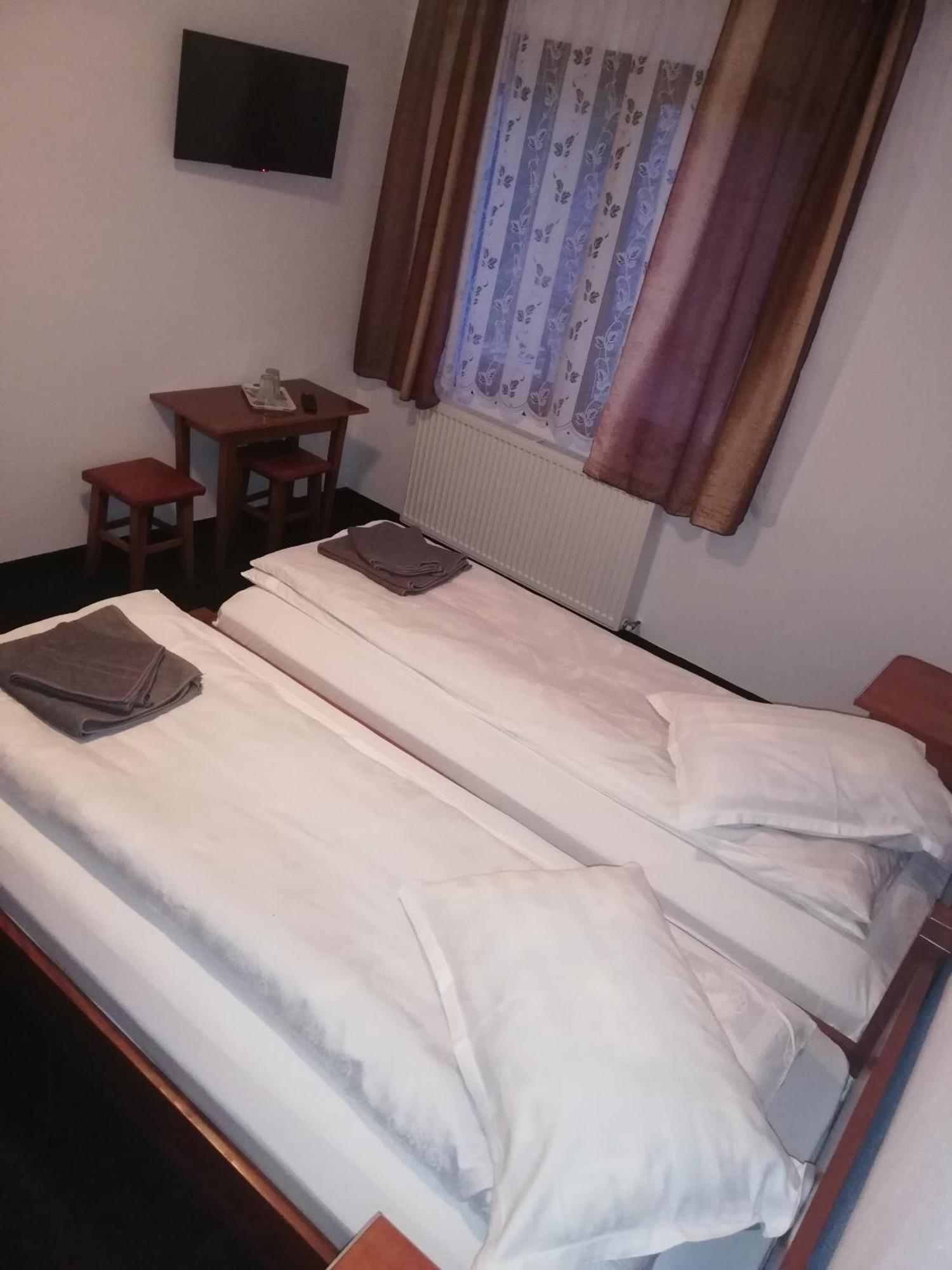 Hotel Cabana Cascada Cailor Borşa Camera foto